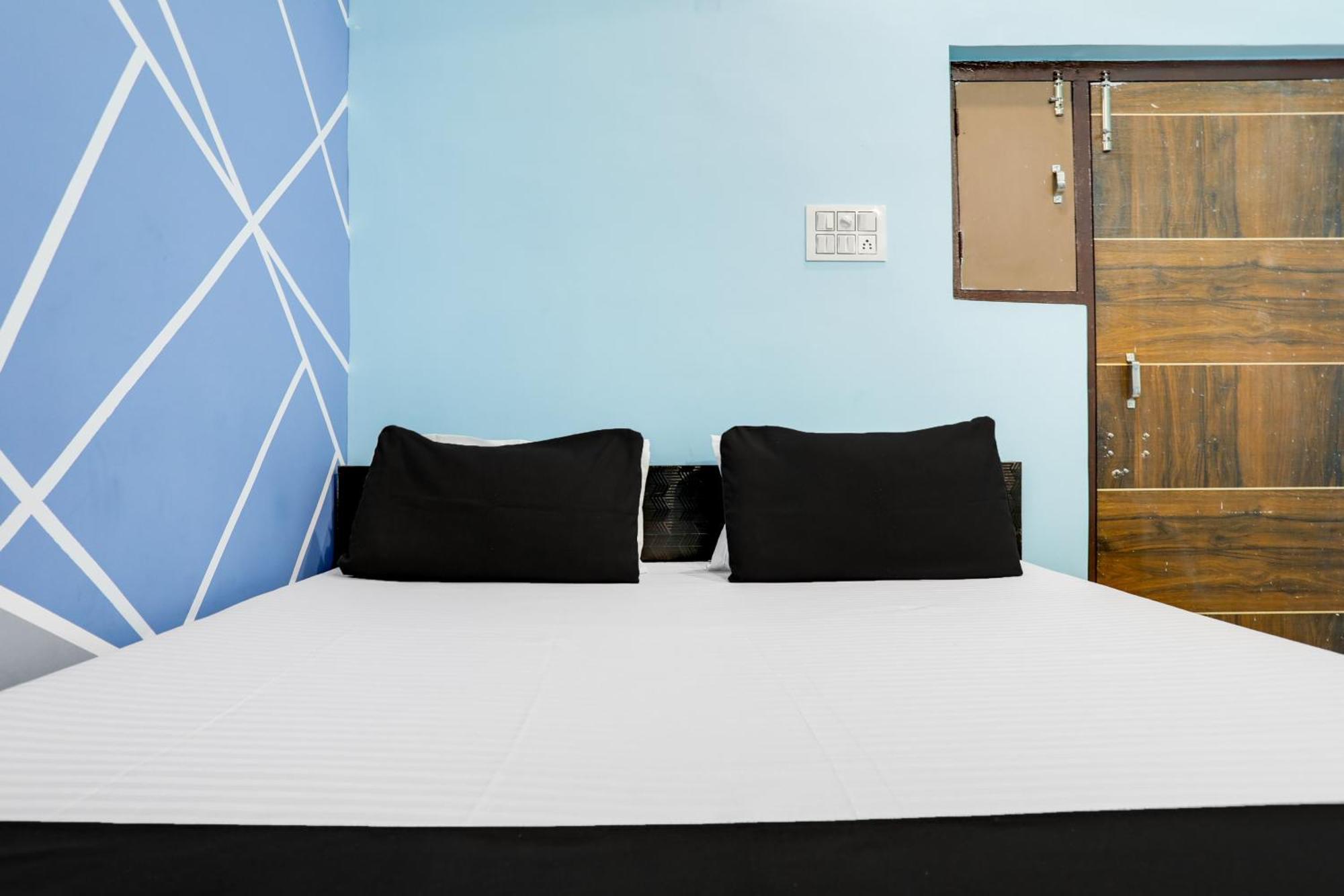 Spot On Hotel Impression Patna  Bagian luar foto