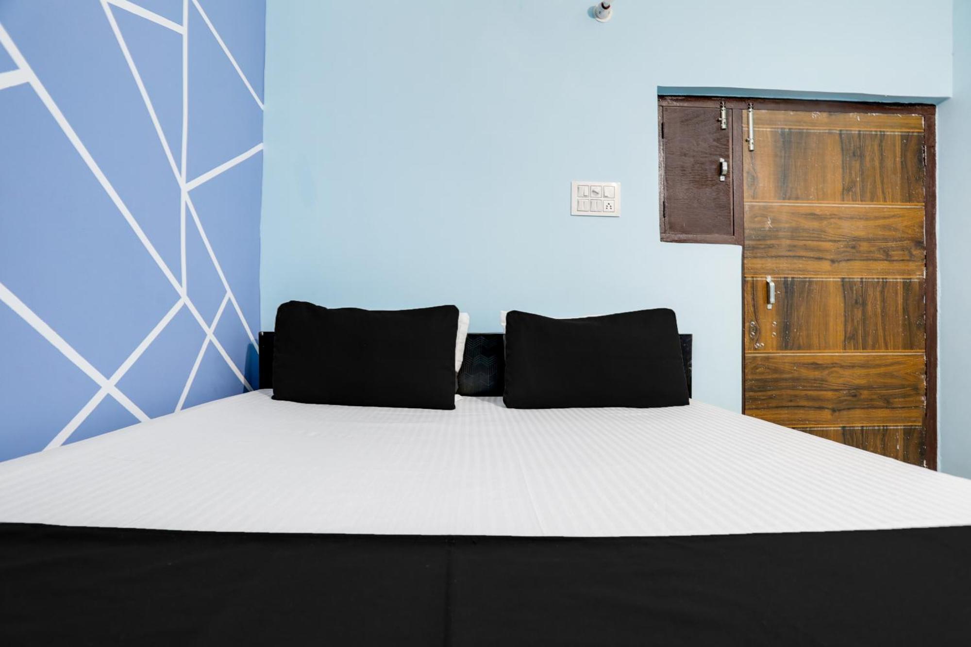 Spot On Hotel Impression Patna  Bagian luar foto
